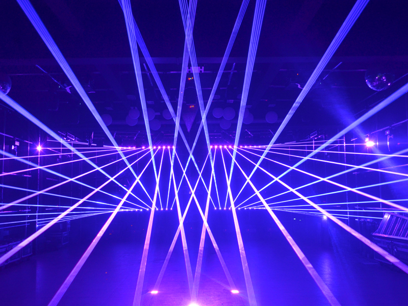 6 Eyes Swing Laser Arrow 12w Full Color Stage Light for Dance Halls Dj Party FD-L02